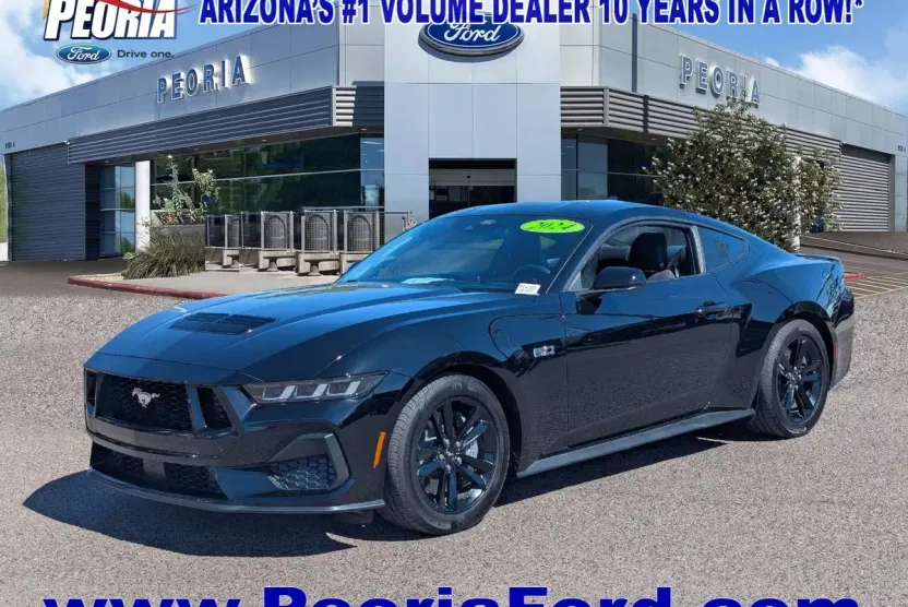 2024 Ford Mustang GT photo 1