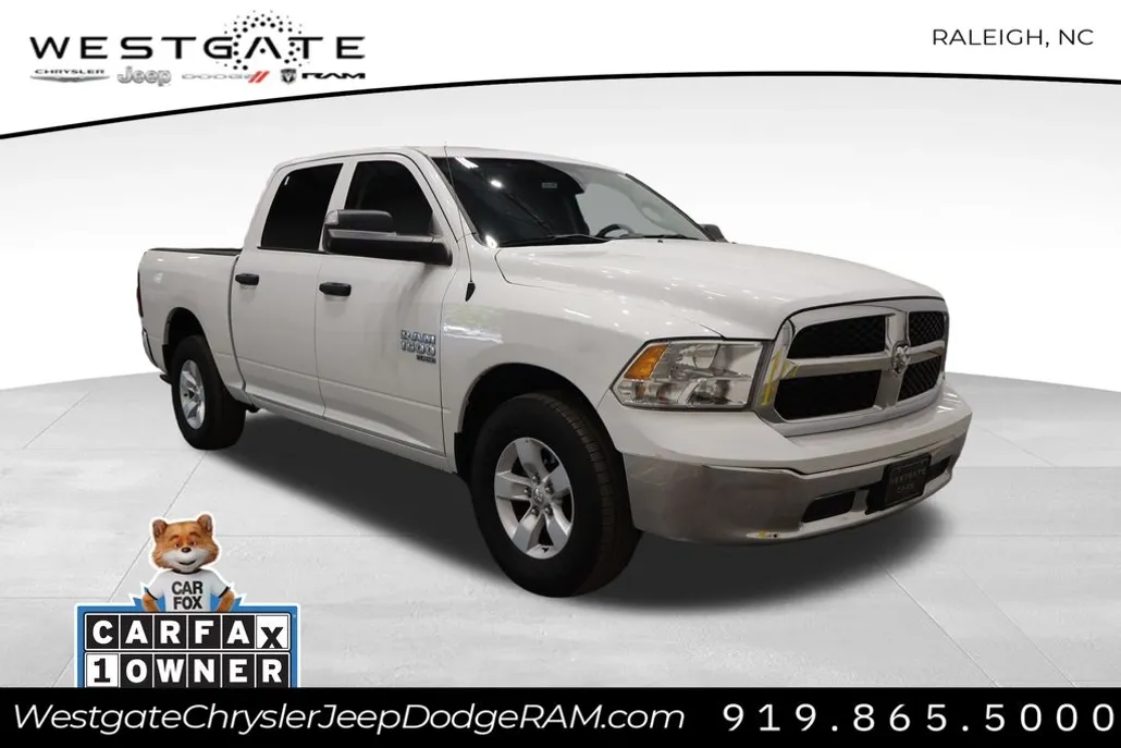 2023 Ram 1500 Classic SLT photo 1