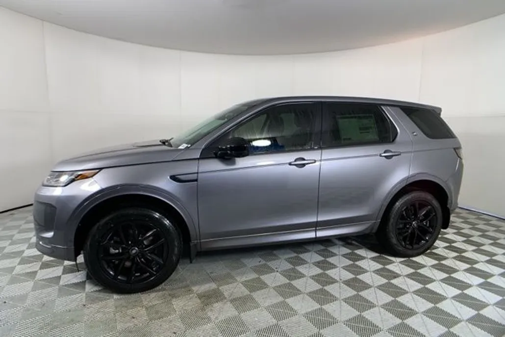 2025 Land Rover Discovery Sport S photo 1