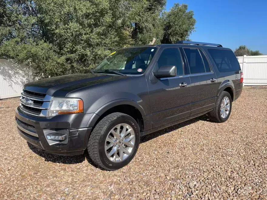 2017 Ford Expedition EL Limited photo 1