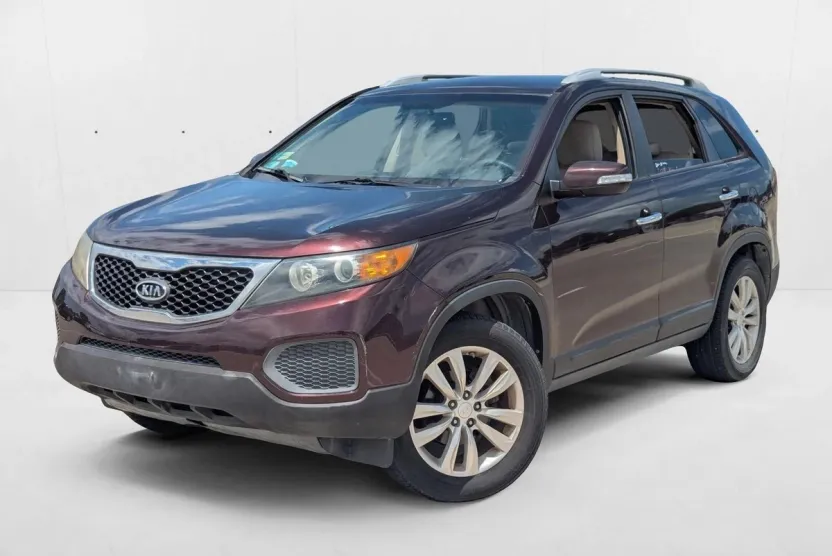 2011 Kia Sorento LX V6 photo 1