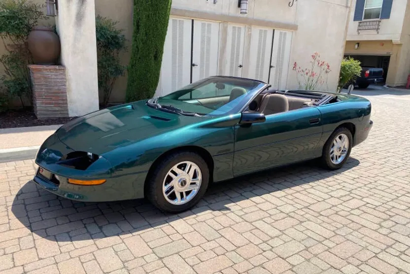 1994 Chevrolet Camaro Sport Coupe photo 1