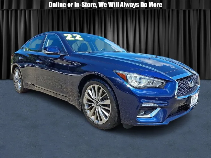 2022 Infiniti Q50 LUXE AWD photo 1