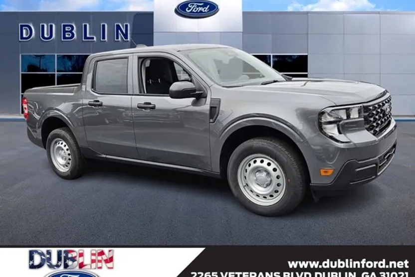 2025 Ford Maverick XL photo 1