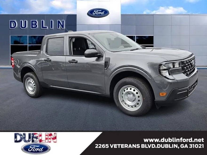 2025 Ford Maverick XL photo 1