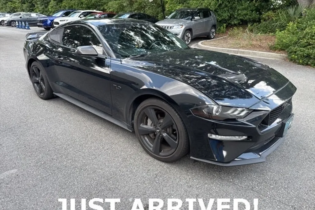 2022 Ford Mustang GT Premium photo 1