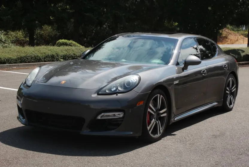 2013 Porsche Panamera GTS photo 1