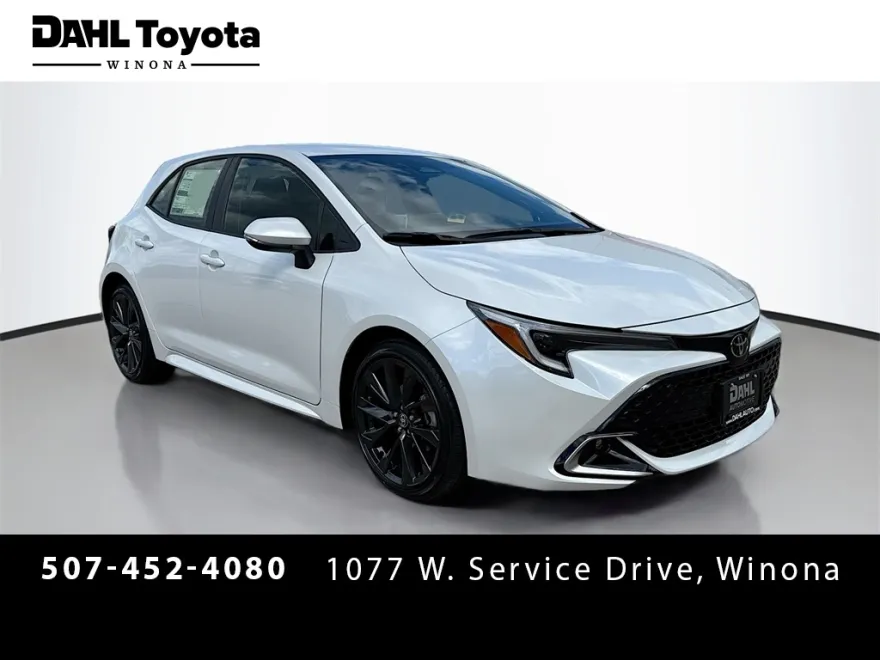 2025 Toyota Corolla XSE photo 1