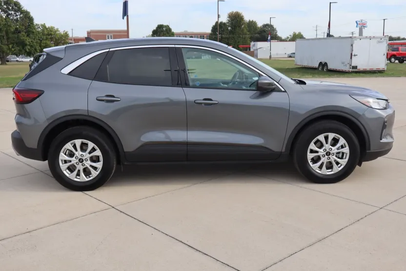 2023 Ford Escape Active photo 1