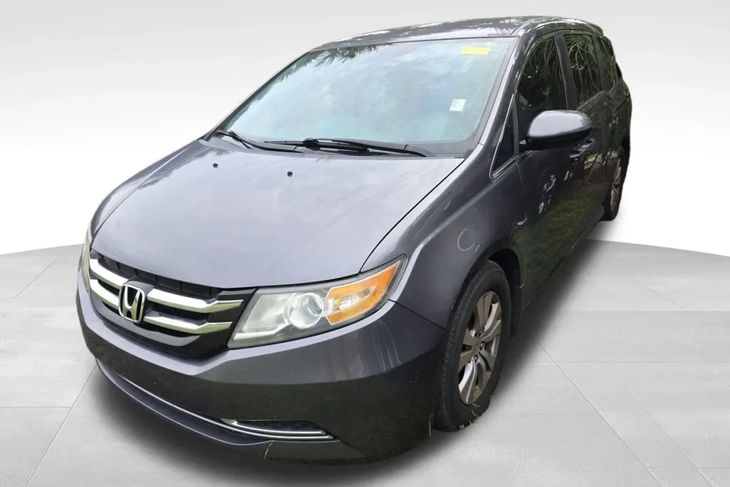 2015 Honda Odyssey EX photo 1