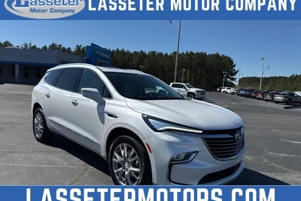 2022 Buick Enclave Essence photo 1