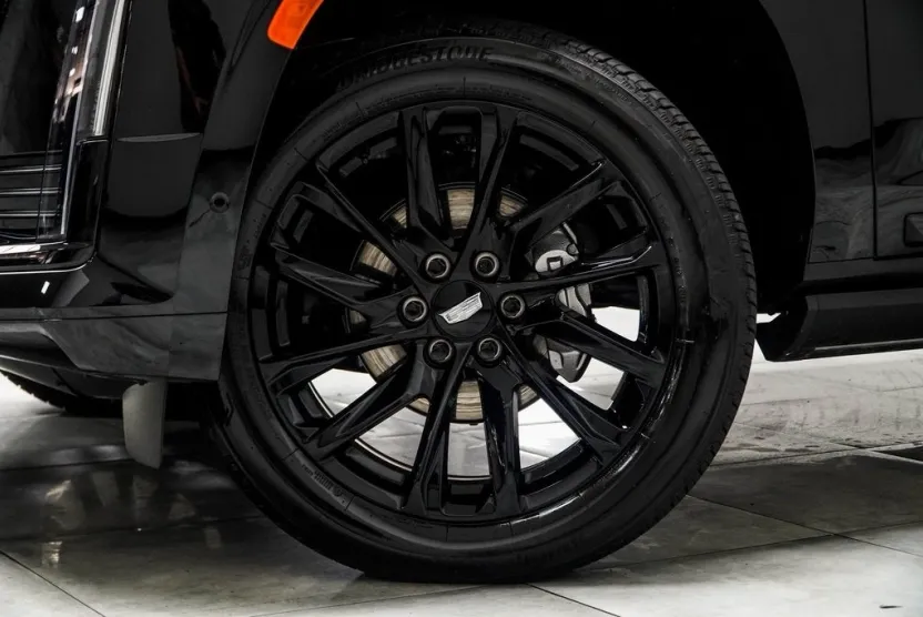 2024 Cadillac Escalade ESV Sport Platinum photo 1