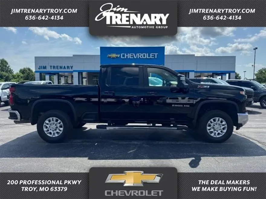 2024 Chevrolet Silverado 2500HD LT photo 1