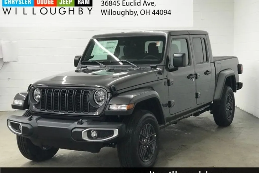2025 Jeep Gladiator Sport S photo 1