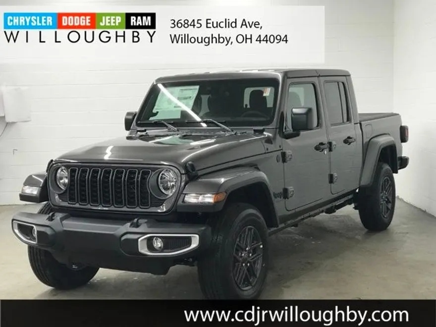 2025 Jeep Gladiator Sport S photo 1