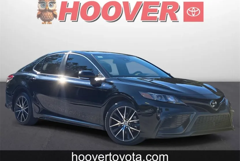 2024 Toyota Camry SE photo 1