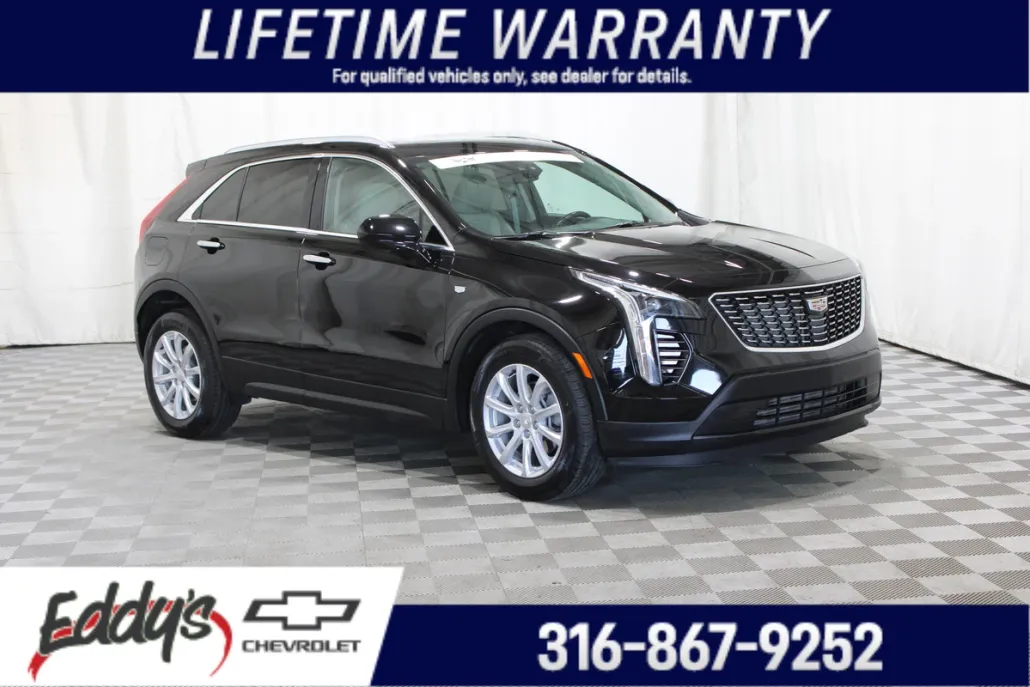 2022 Cadillac XT4 Luxury photo 1