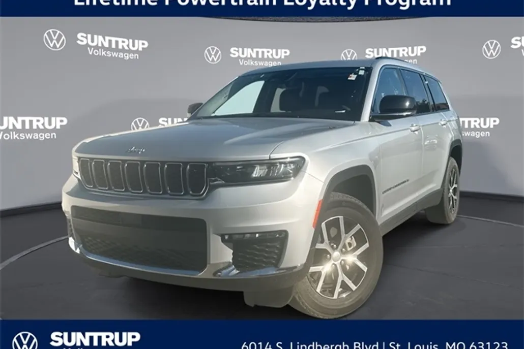 2023 Jeep Grand Cherokee Limited photo 1