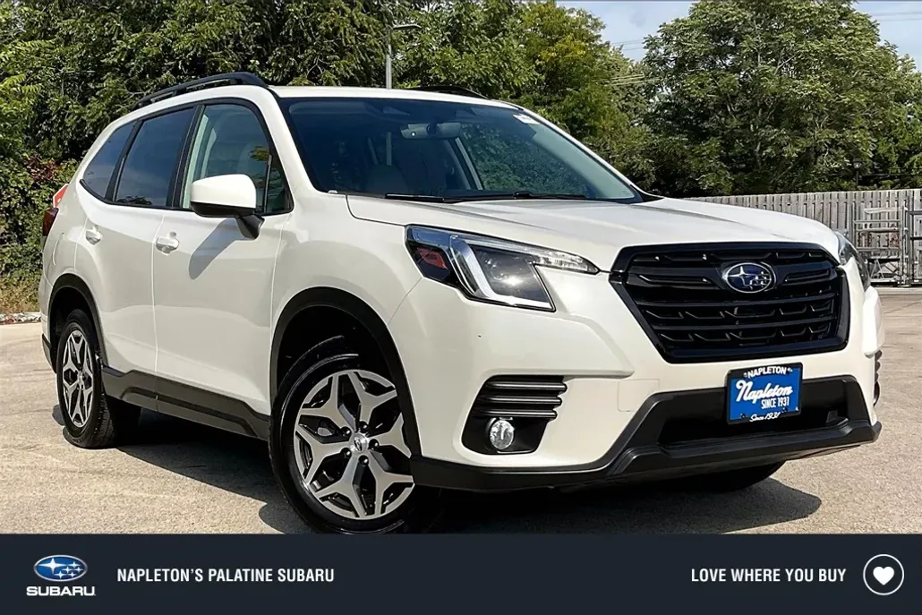 2022 Subaru Forester Premium photo 1