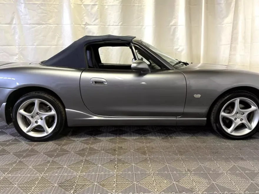 2003 Mazda MX-5 Miata Miata Sport photo 5
