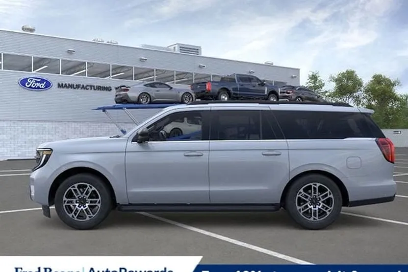 2025 Ford Expedition MAX photo 1
