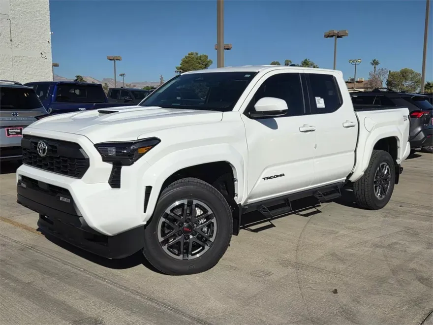 2025 Toyota Tacoma TRD Sport 4x4 Double Cab photo 1