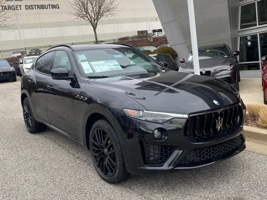2024 Maserati Levante Modena photo 1