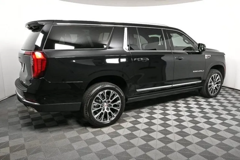 2026 Gmc Yukon XL Denali photo 1