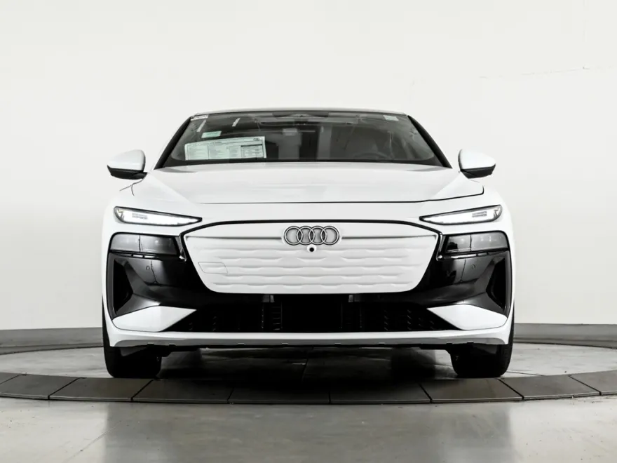 2025 Audi A6 Quattro Premium Plus photo 1