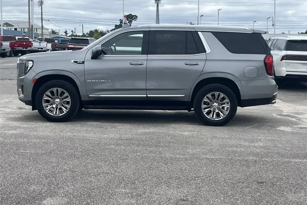 2023 Gmc Yukon Denali photo 1