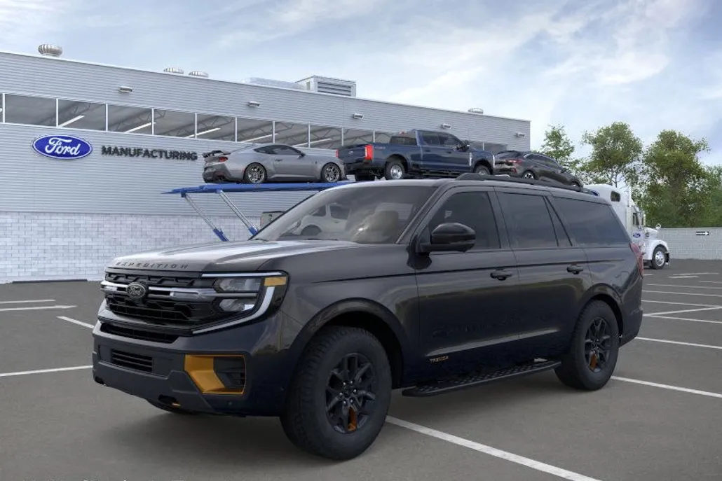 2025 Ford Expedition photo 1