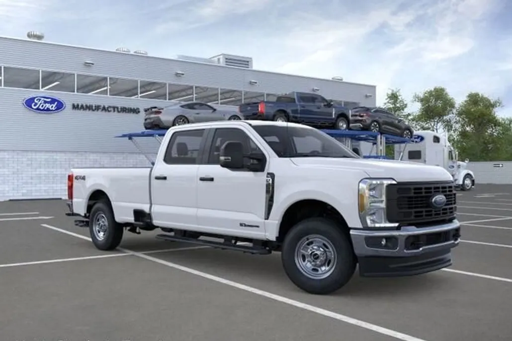 2025 Ford F-350 XL photo 1