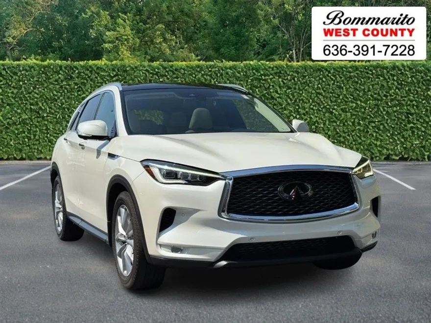 2020 Infiniti QX50 Essential AWD photo 1