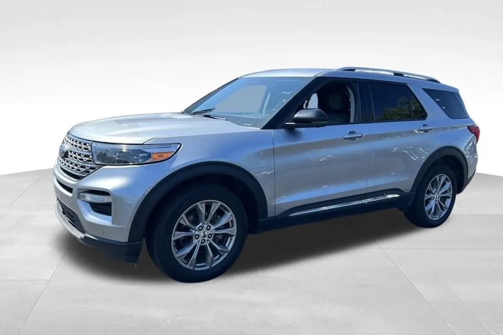 2022 Ford Explorer Limited photo 1