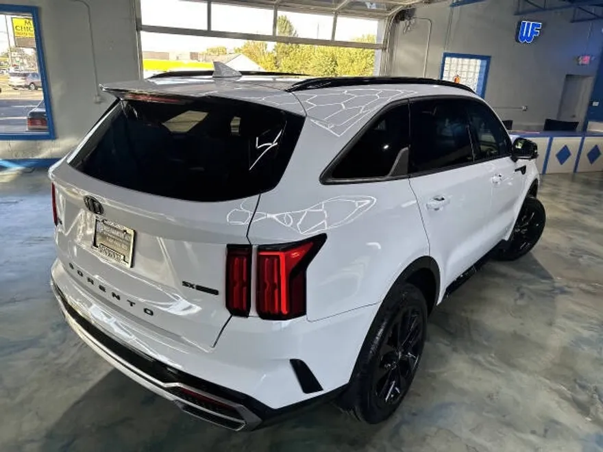 2021 Kia Sorento SX photo 1