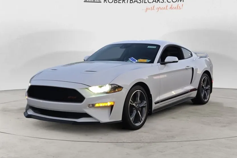 2022 Ford Mustang GT Premium photo 1
