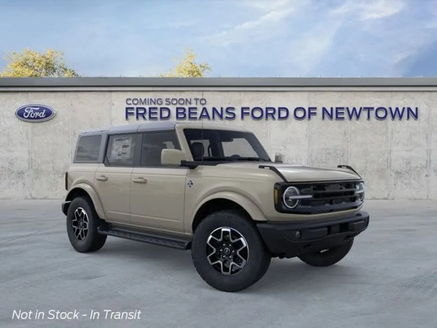 2025 Ford Bronco Outer Banks photo 1