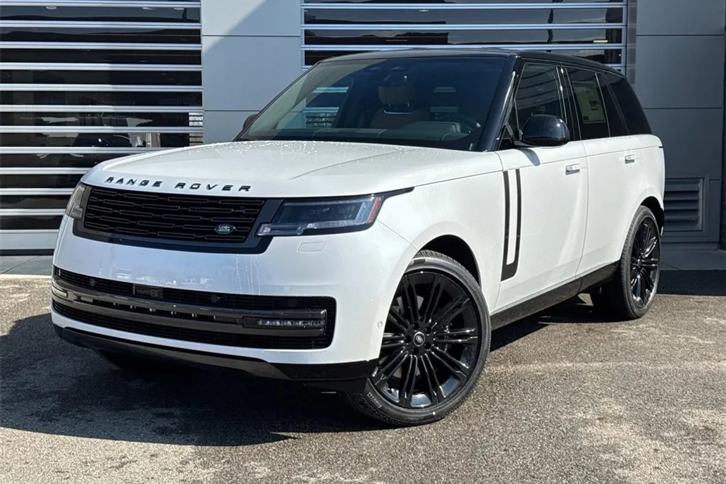 2025 Land Rover Range Rover SE photo 1