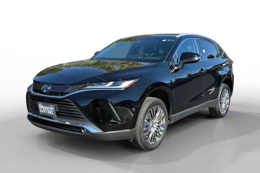 2024 Toyota Venza photo 1