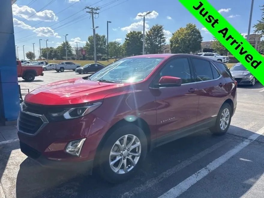 2020 Chevrolet Equinox LT photo 1