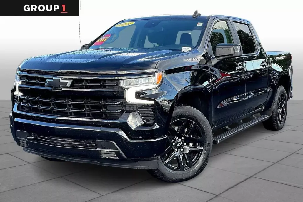 2024 Chevrolet Silverado 1500 RST photo 1