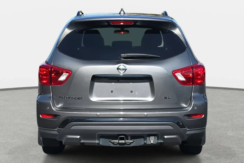 2020 Nissan Pathfinder SL photo 1