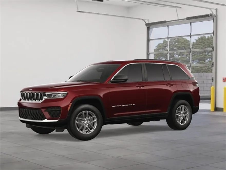 2025 Jeep Grand Cherokee Laredo Altitude photo 1
