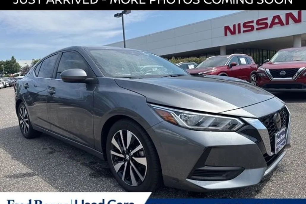 2023 Nissan Sentra SV photo 1