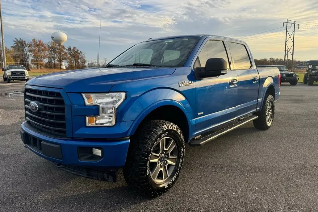 2017 Ford F-150 XL photo 1