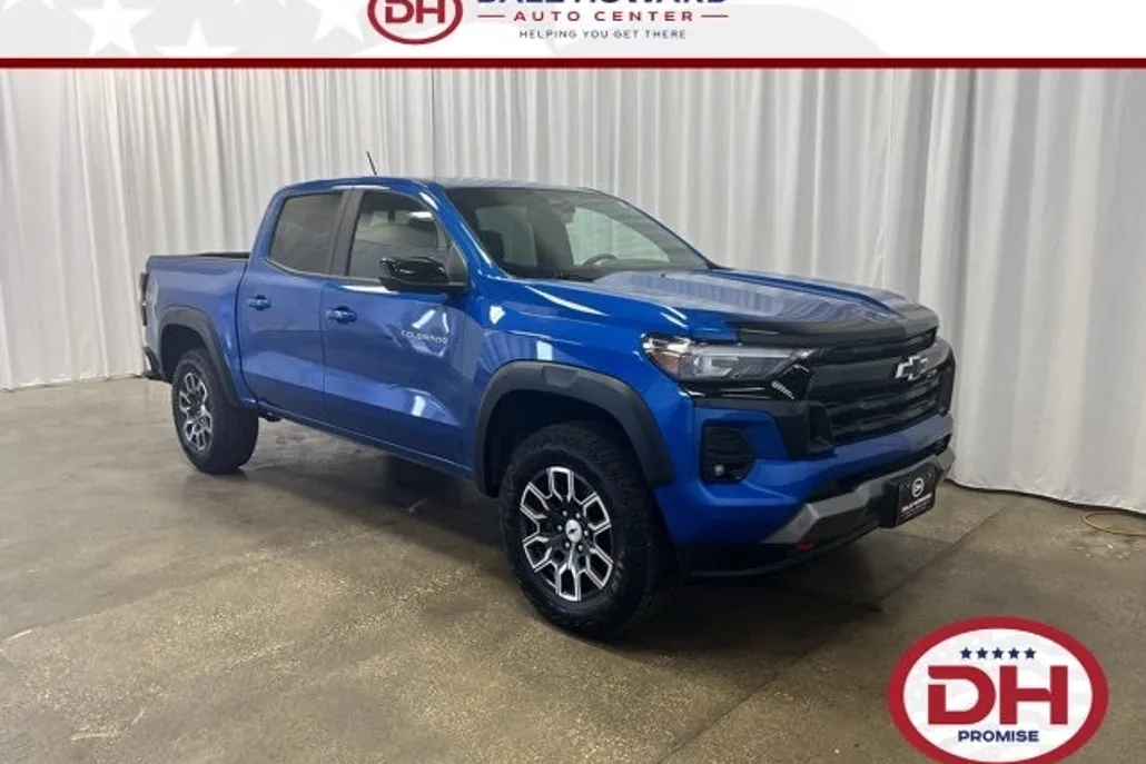2023 Chevrolet Colorado Z71 photo 1