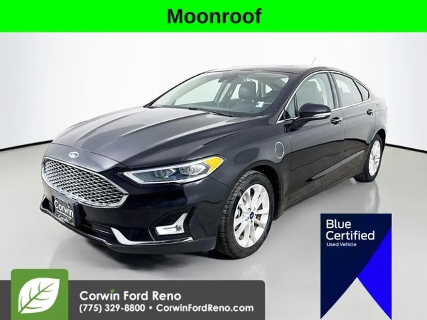 2019 Ford Fusion Energi Titanium photo 1