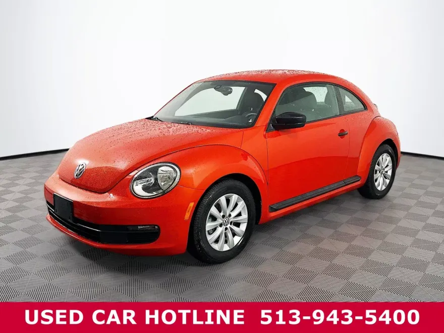 2016 Volkswagen Beetle 1.8T S photo 1