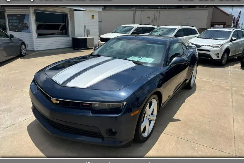 2015 Chevrolet Camaro 2LT photo 1