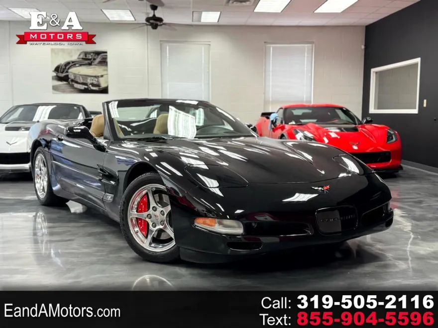2001 Chevrolet Corvette photo 1